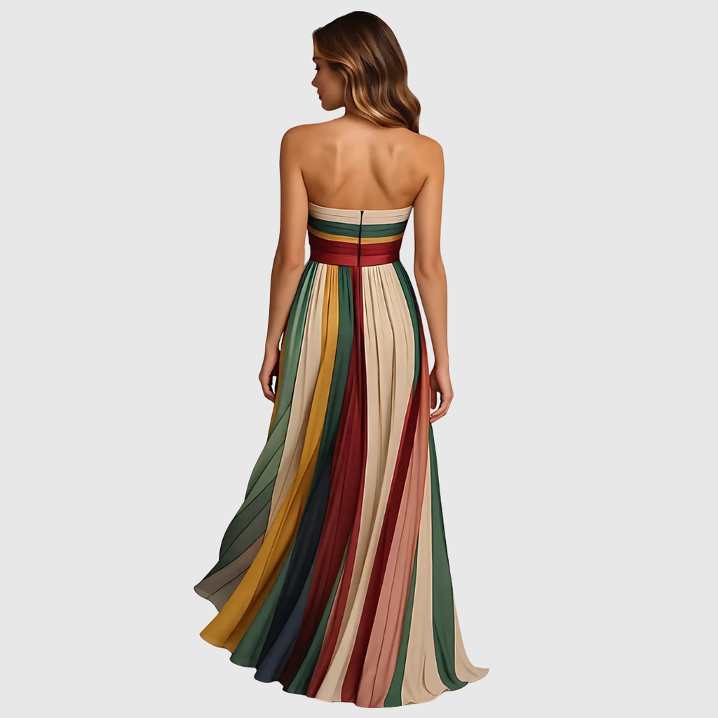 Isola Chic Long Dress with Elegant Details - view 3