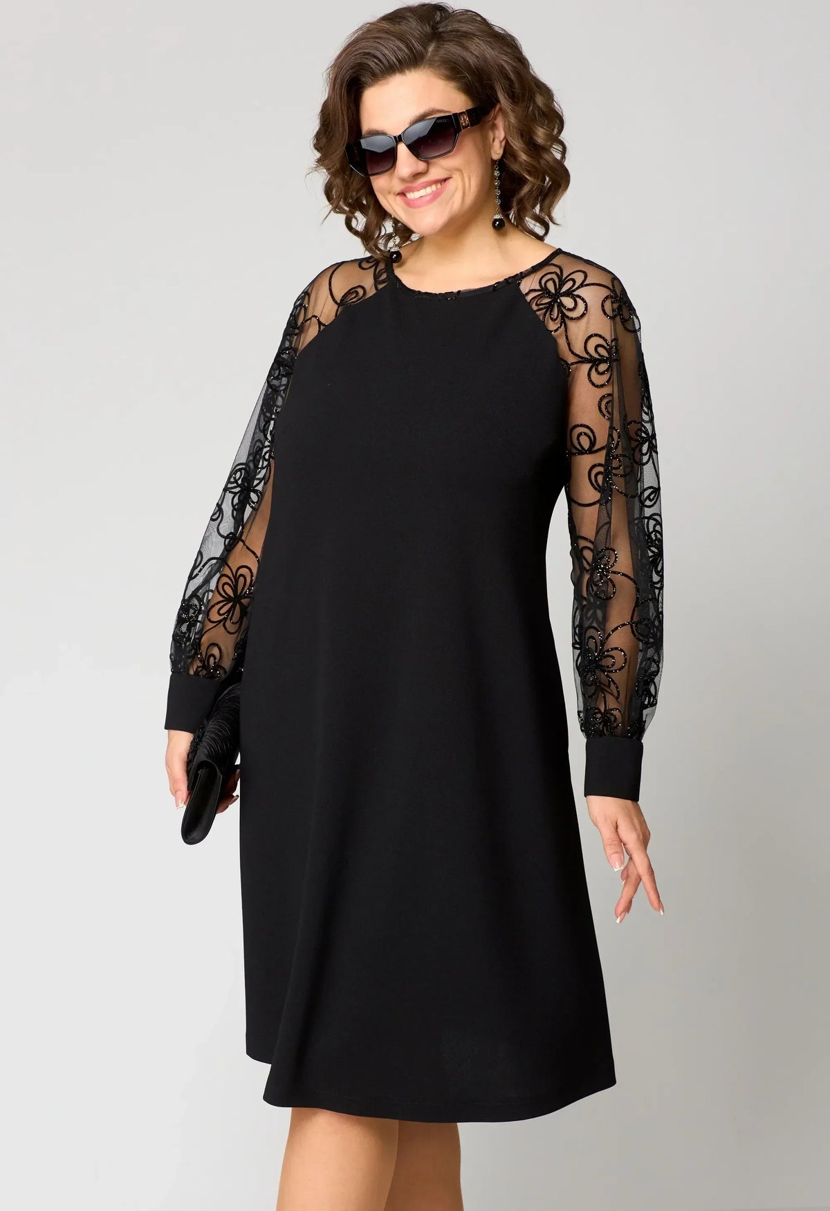 Edris Elegant Lace Dress - view 2