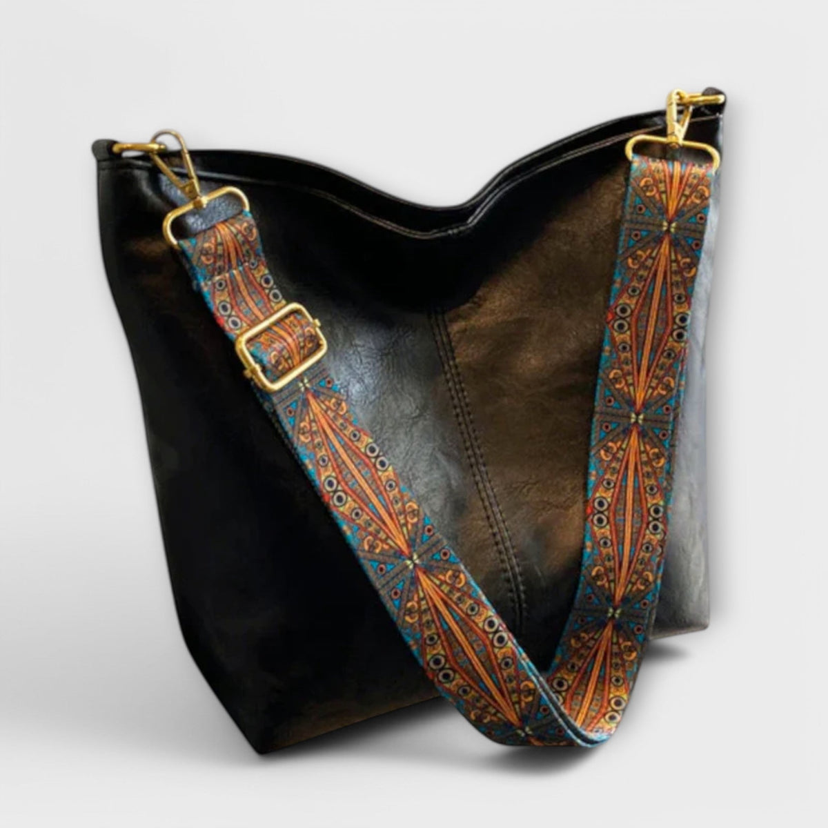 Agatha Vintage-Inspired Bag product photo 2