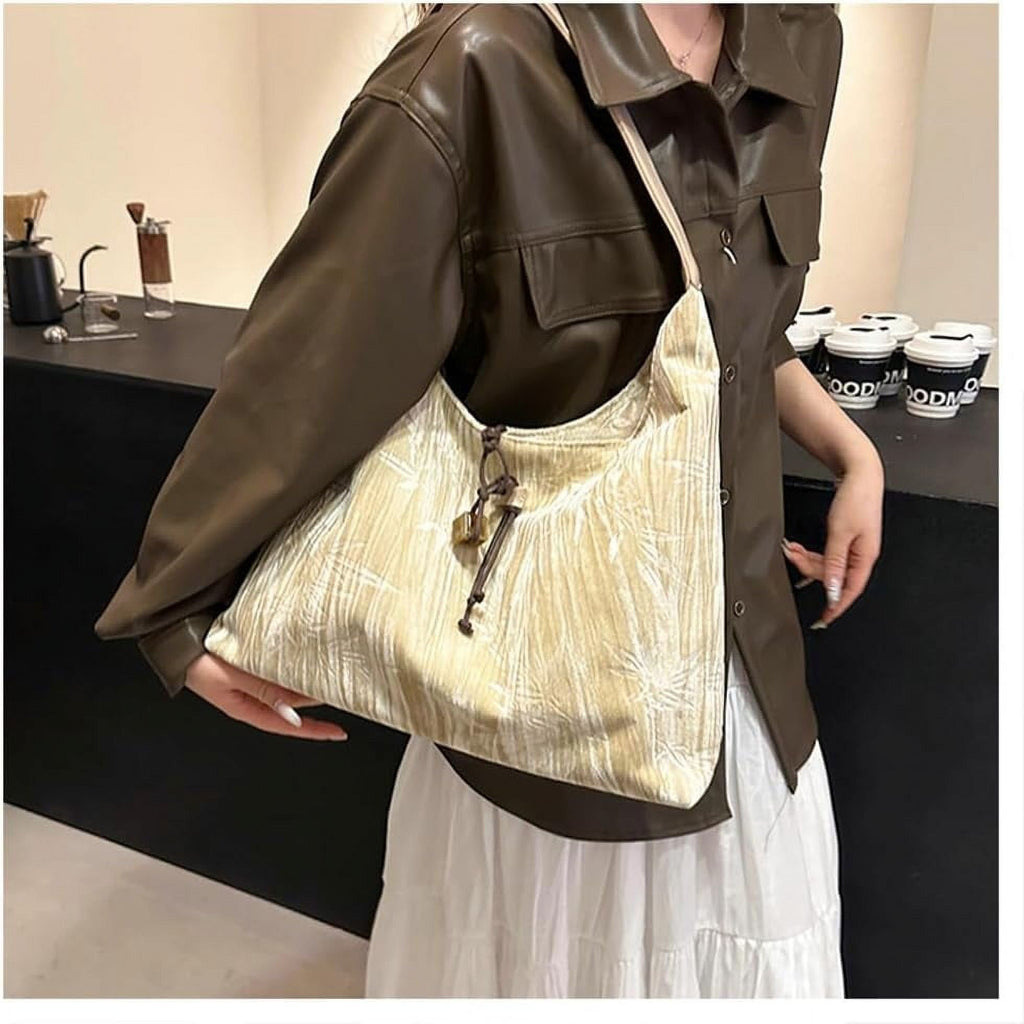 Amelie Velvet Crossbody Bag product photo 4