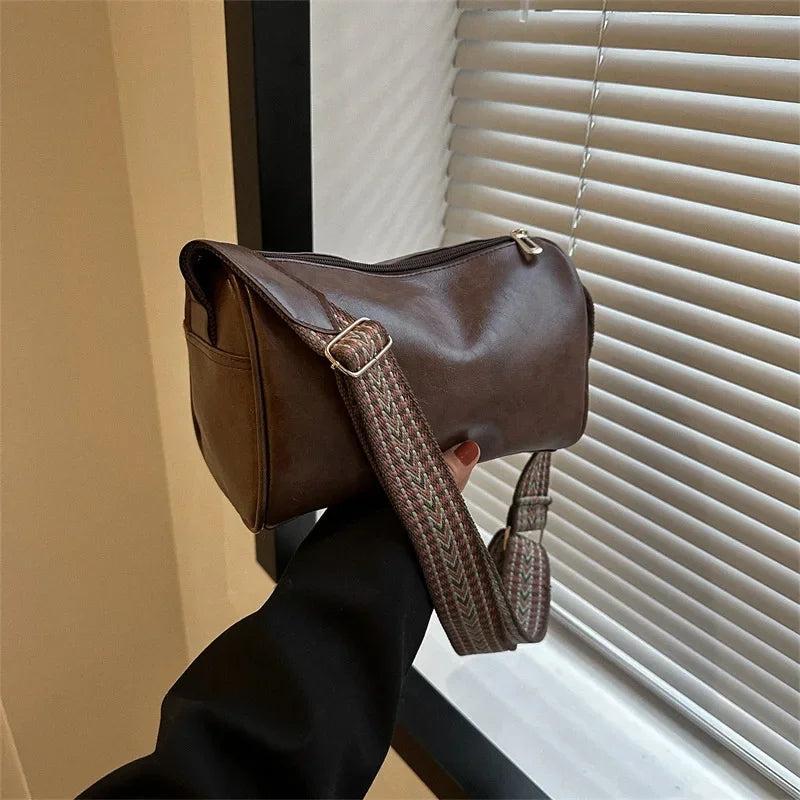 Florence Everyday Crossbody Bag product photo 4